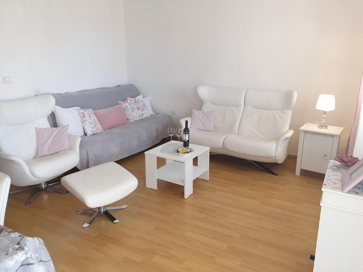 Apartments Mare Banjol 외부 사진